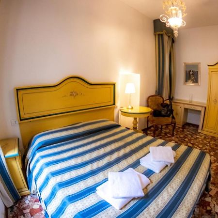 Zaffiro Apartment Venezia Esterno foto